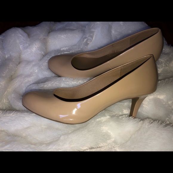 comfort plus by Predictions Shoes - Nude heals